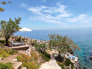 images/gallery/areas/06 Benetia Apartments Cottage private cove